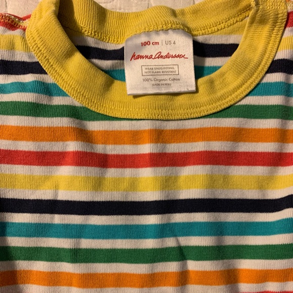 Hanna Andersson Short Pajamas Rainbow Stripes - Picture 2 of 3